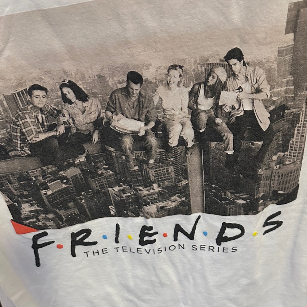 Vintage FRIENDS White Graphic Tee - Short Sleeve - Picture 5 of 9